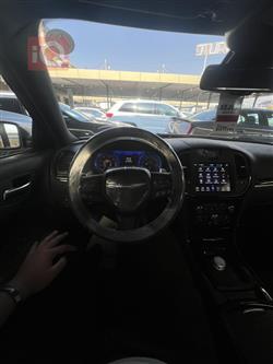 کرایسلەر 300